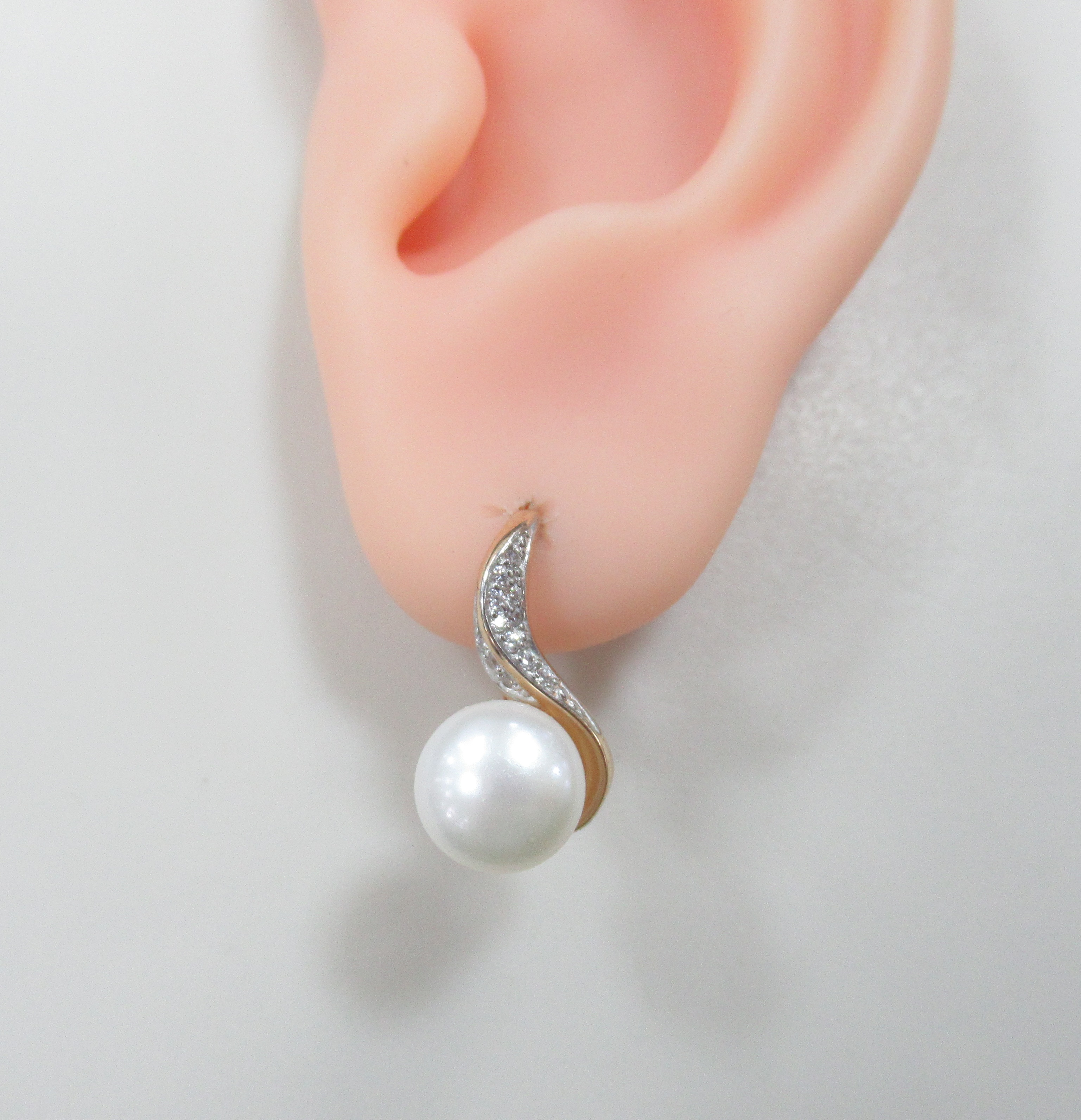 Серьги из золота с жемчугом